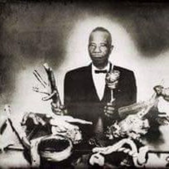 Meet your Posher, Bowbie - Picture 1 of 1